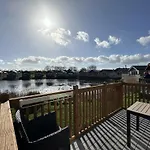 - Lakeside - Part Of The The Bay Filey Village With Pool, Gym And Direct Access, Pub, Restaurant, Tennis And Meadows Walks Prázdninový dům Reighton