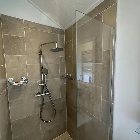 Low Lake Lodge - Lakeside - Part Of The The Bay Filey Holiday Village With Pool, Gym And Direct Beach Access, Pub, Restaurant, Tennis And Meadows Walks Reighton